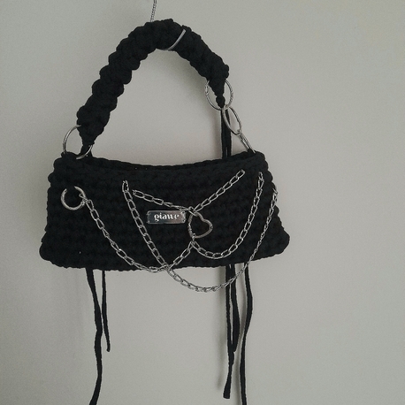 Giawe's y2k Black