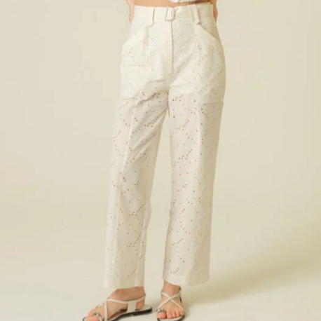 Pantalon “Bir ürün satın alıyorsun sanıyorsun…”
