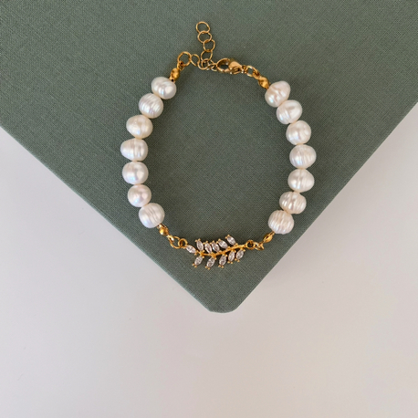 Yaprak Charm İnci Bileklik