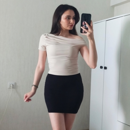 Kayık Yaka Krem Bluz 