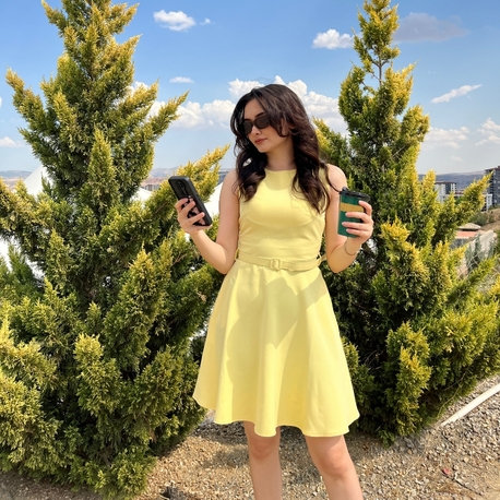 Kemerli Sarı Elbise 
