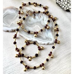 Granat Taşlı Gümüş Aparatlı Tasarım Kolye 