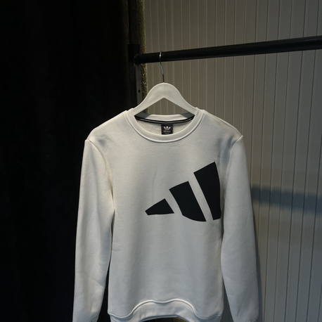 Adidas Sweatshirt