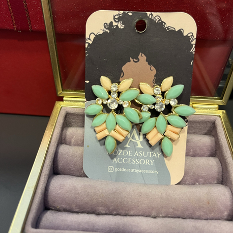 Mint küpe