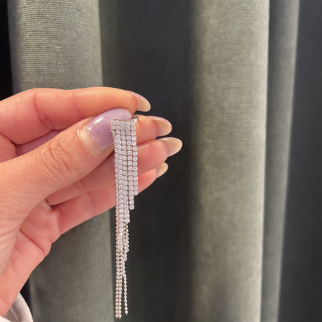 Taşlı earcuff