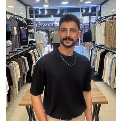 Siyah İnce Triko