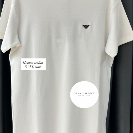 Prada tshirt