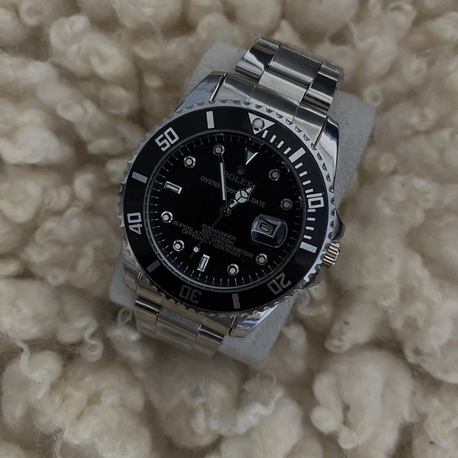 Submariner Siyah Kol Saati