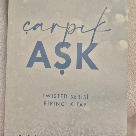 Çarpık Aşk