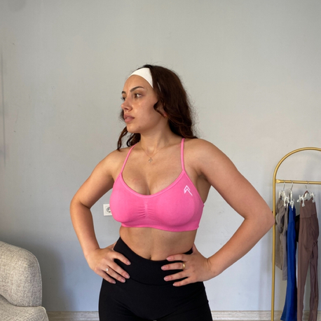 Oner active pembe çapraz ipli Bra pedli modeldir 
