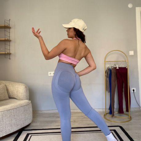 Gri kalçası büzgülü ekstra push up büzgülü taytımız 