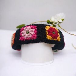 Çiçekli Vintage Taç - Siyah