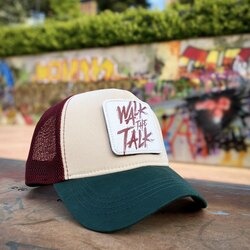 WALK THE TALK Kare Stickerlı Şapka