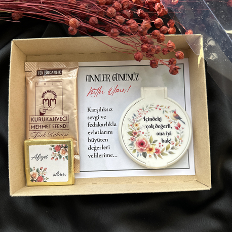 Ayna + kahve + çikolata kutulu