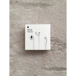 iPhone Lightning EarPods