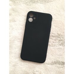 iPhone 11 Lansman Kılıf / Siyah