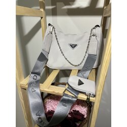 Prada Gri Çanta