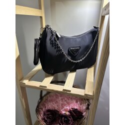 Prada Zincirli Çanta