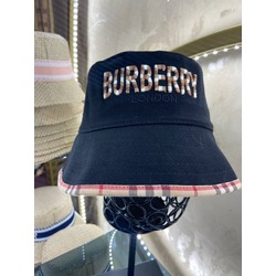Burberry Şapka 