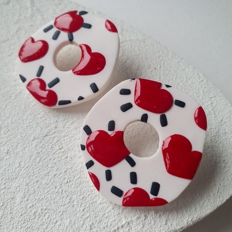 Glitter Hearts Donut