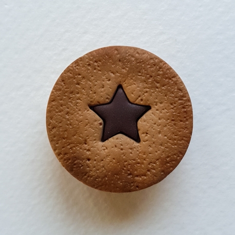 Chocolate Cookie Broş