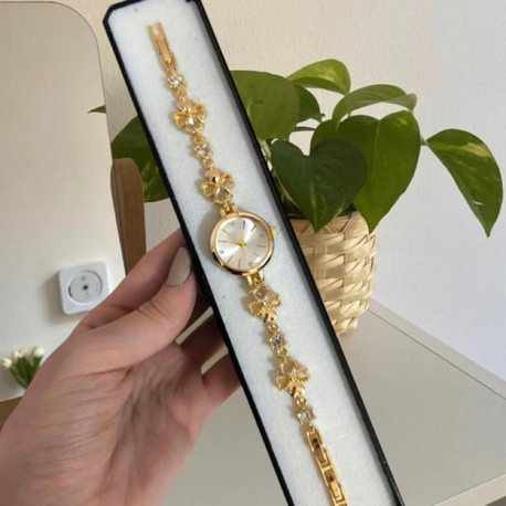 Vintage özel tasarım gold yonca desenli saat