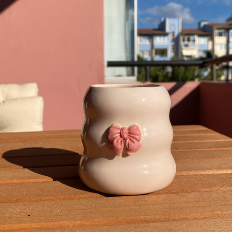 Pembe fiyonklu boğumlu bardak