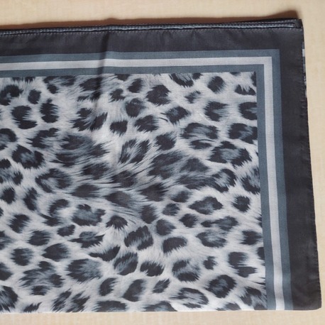 LEOPAR DESEN GRİ ŞAL