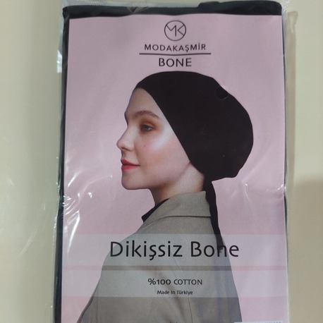 MODAKAŞMİR DİKİŞSİZ SİYAH BONE