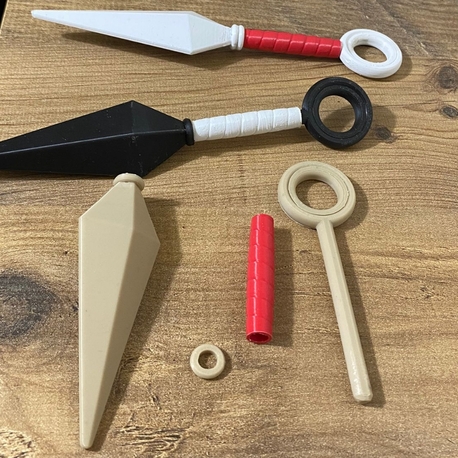 "Shinobi Spin" - Modüler Kunai Fidget Oyuncak