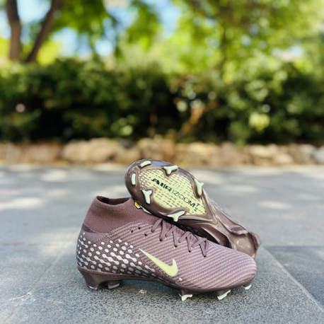 Vapor Air Zoom Mbappe modeli 