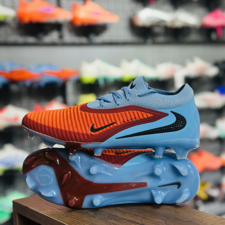 Yeni sezon Nike phantom GX elite Prof ⚽️