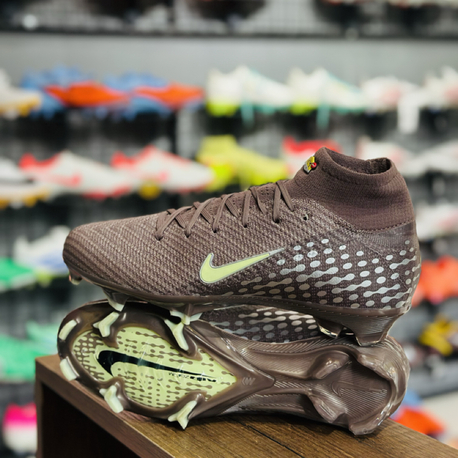 Vapor Air Zoom Mbappe modeli 