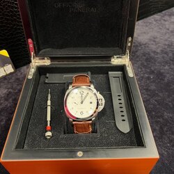 Panerai Saat