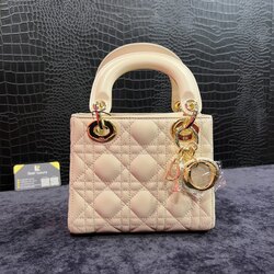 Dior çanta 