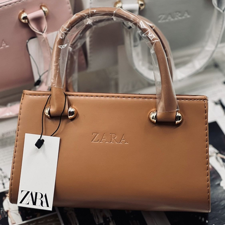 Zara kişiselleştirilebilir çanta 