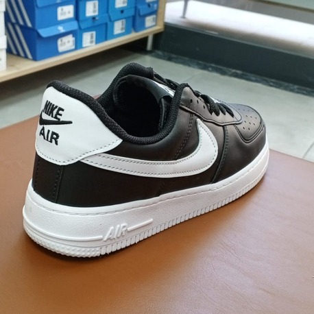 Nike AirForce Ayakkabı (Siyah Beyaz)