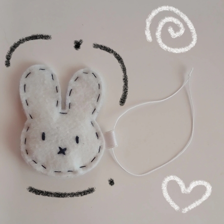 miffy beyaz pelus charm 