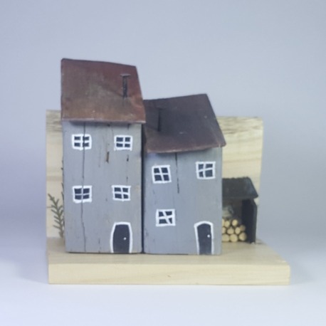  Ahşap ve Doğanın Buluşması (18,5x11x17 cm.)- Eşsiz Minik Sokak Canlandırması -