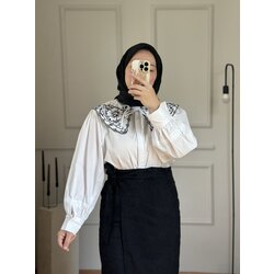 Nakışlı Beyaz Gömlek
