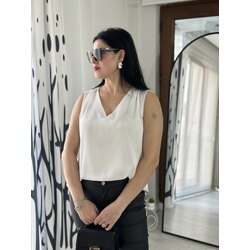 Krep Kumaş Sıfır Kol Bluz