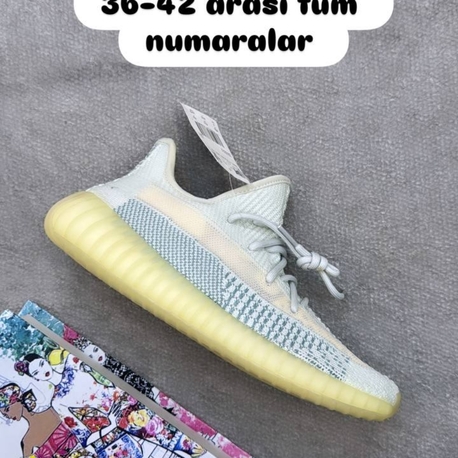 Yeezy 350 Unisex Blue