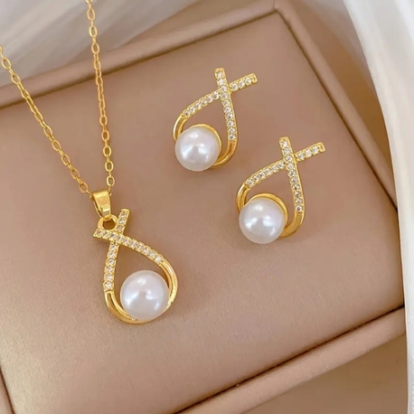 Golden Pearl Embrace Set