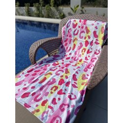 Pembe Leopar Desen Baskılı Plaj Havlusu