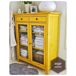 Ahşap Dolap Camlı