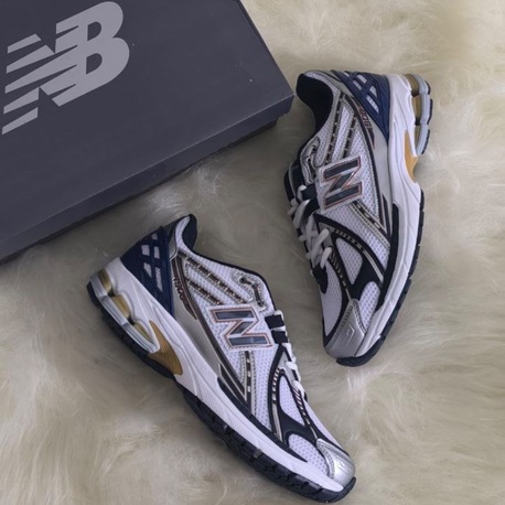 NEW BALANCE 1906 NAVY BLUE