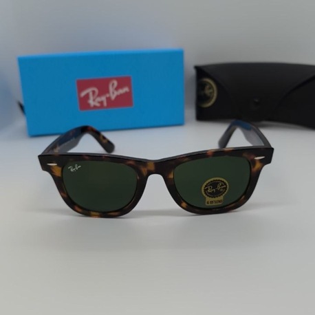 RAY-BAN