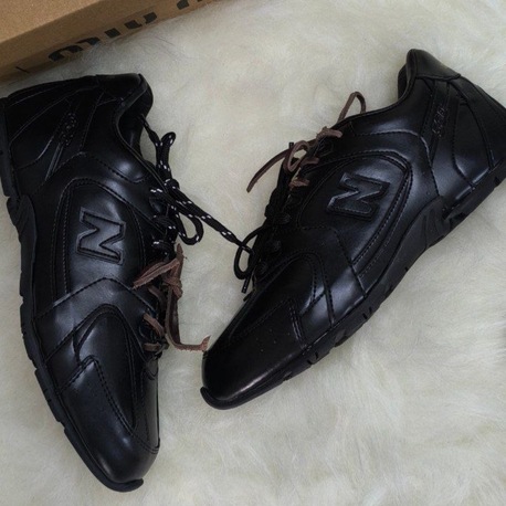 NEW BALANCE 530 MİU MİU BLACK