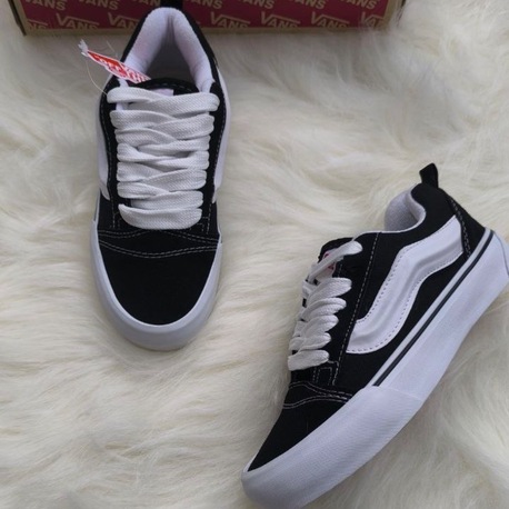 VANS KNU SKOOL 