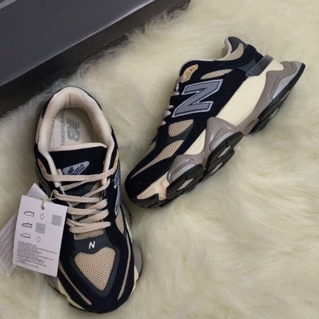 NEW BALANCE 9060 NAVY BLUE-CREAM-NUBUCK